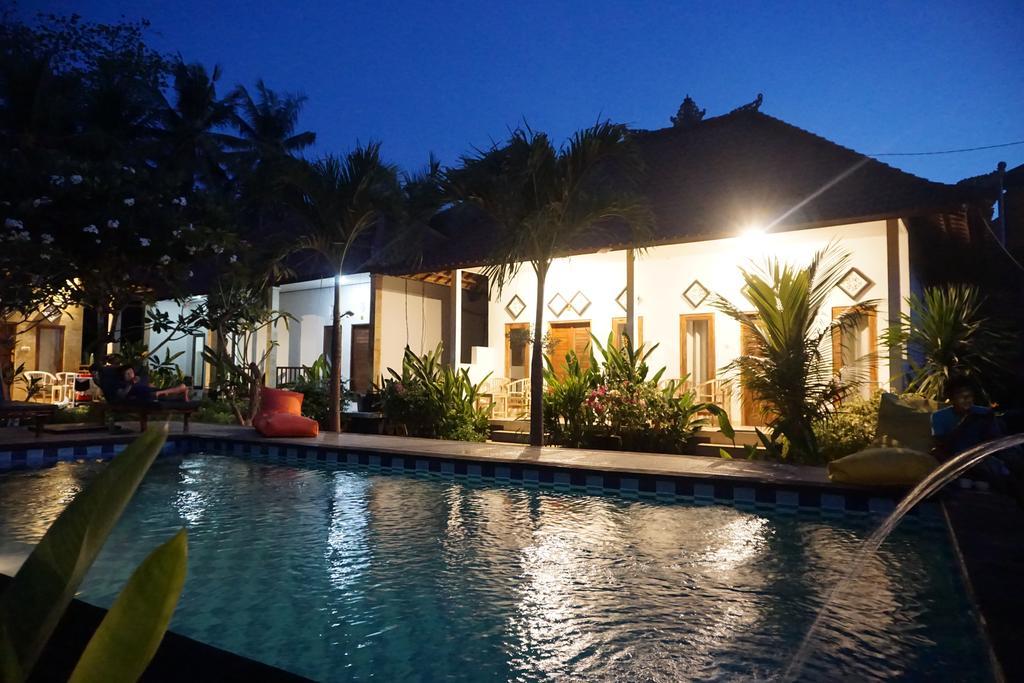 Nyoman Pensión Lembongan Exterior foto